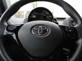 Toyota Aygo (2021) thumbnail 12