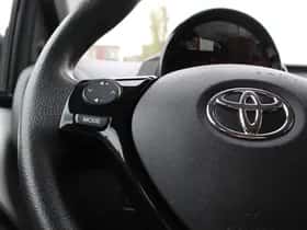 Toyota Aygo (2021) thumbnail 13