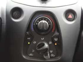 Toyota Aygo (2021) thumbnail 24