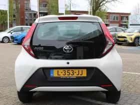 Toyota Aygo (2021) thumbnail 27