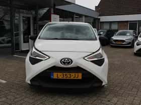 Toyota Aygo (2021) thumbnail 29