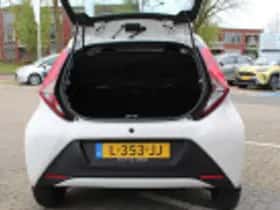 Toyota Aygo (2021) thumbnail 55