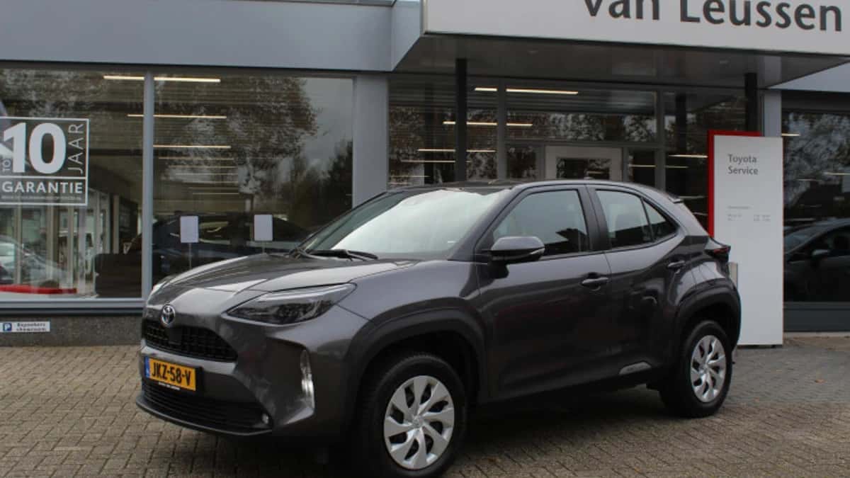 Toyota Yaris Cross (2024) — foto 1