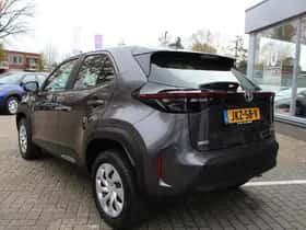 Toyota Yaris Cross (2024) thumbnail 2