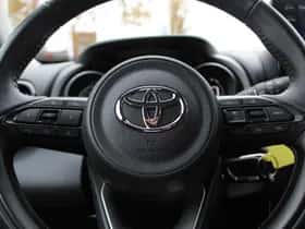 Toyota Yaris Cross (2024) thumbnail 12