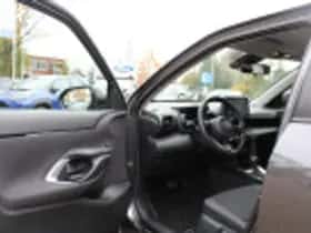 Toyota Yaris Cross (2024) thumbnail 40