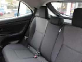 Toyota Yaris Cross (2024) thumbnail 59