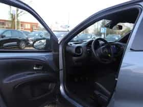 Toyota Aygo X (2024) thumbnail 11