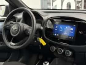 Toyota Aygo X (2024) thumbnail 59