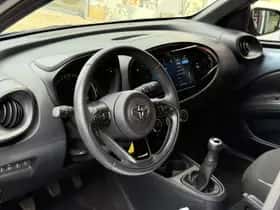 Toyota Aygo X (2024) thumbnail 13