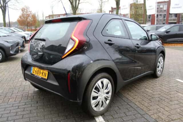 Toyota Aygo (2024) thumbnail 2