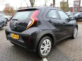 Toyota Aygo X (2024) thumbnail 2