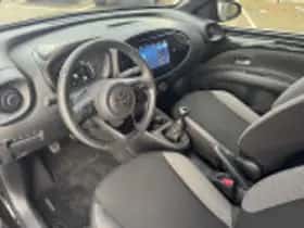 Toyota Aygo X (2024) thumbnail 38