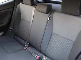Toyota Yaris Cross (2025) thumbnail 25