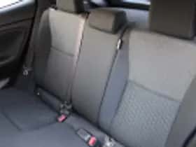 Toyota Yaris Cross (2025) thumbnail 52