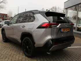 Toyota RAV4 (2024) thumbnail 2