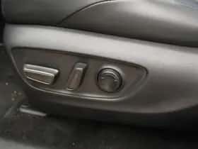 Toyota RAV4 (2024) thumbnail 13