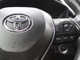 Toyota RAV4 (2024) thumbnail 16