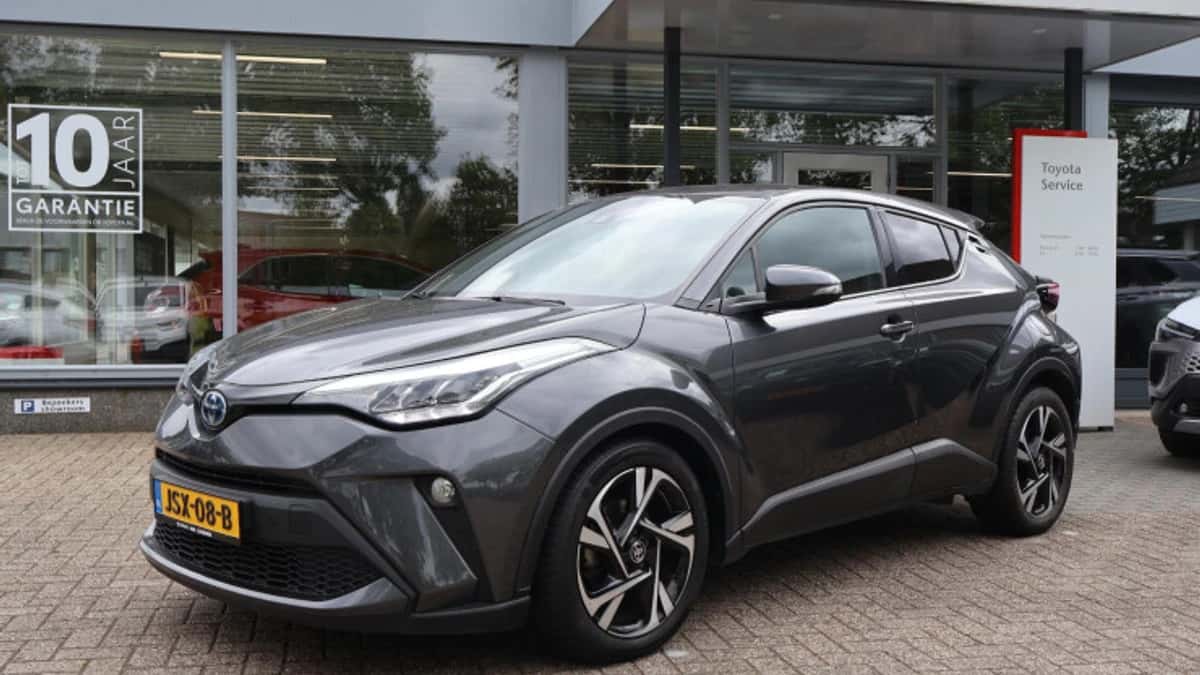 Toyota C hr (2023) — foto 1