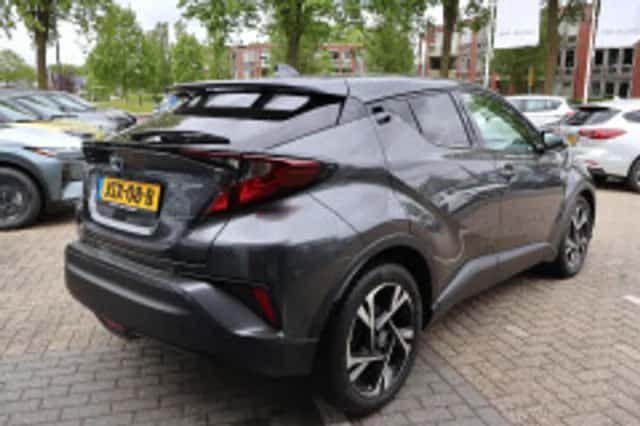 Toyota C hr (2023) thumbnail 3