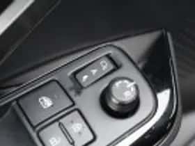 Toyota C hr (2023) thumbnail 51