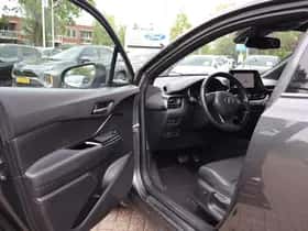 Toyota C hr (2023) thumbnail 13