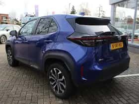 Toyota Yaris Cross (2022) thumbnail 2