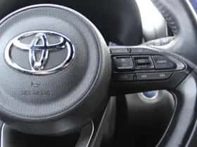 Toyota Yaris Cross (2022) thumbnail 16