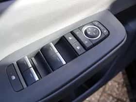 Toyota Prius (2024) thumbnail 15