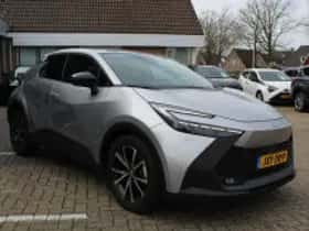 Toyota C hr (2024) thumbnail 4