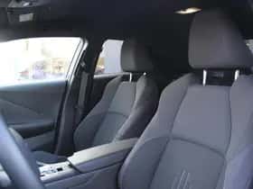 Toyota C hr (2024) thumbnail 35
