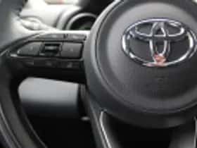 Toyota Yaris (2023) thumbnail 48