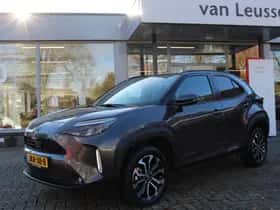Toyota Yaris Cross (2025) thumbnail 1