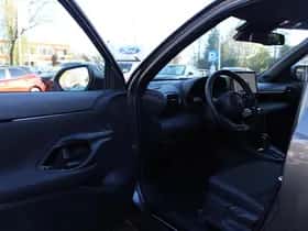 Toyota Yaris Cross (2025) thumbnail 12