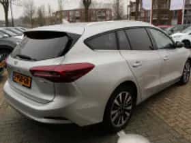 Ford Focus (2024) thumbnail 4