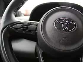 Toyota Yaris Cross (2025) thumbnail 16