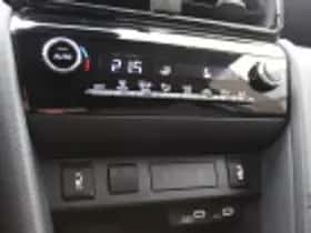 Toyota Yaris Cross (2025) thumbnail 58
