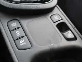 Toyota Yaris Cross (2025) thumbnail 30