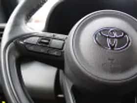 Toyota Yaris Cross (2025) thumbnail 60