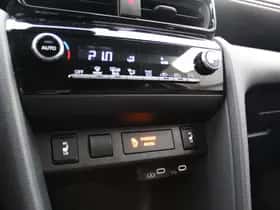 Toyota Yaris Cross (2025) thumbnail 24