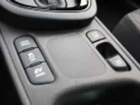Toyota Yaris Cross (2025) thumbnail 55