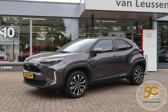 Toyota Yaris Cross (2025) thumbnail 1