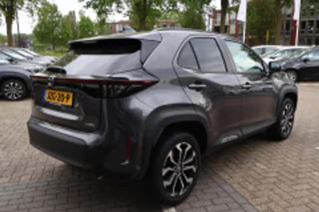 Toyota Yaris Cross (2025) thumbnail 3