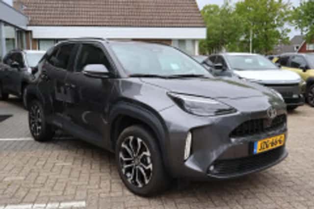 Toyota Yaris Cross (2025) thumbnail 4