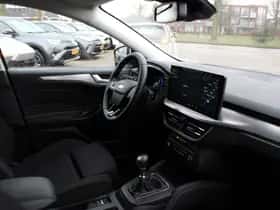 Ford Focus (2024) thumbnail 25