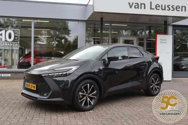 Toyota C hr (2024) thumbnail 1