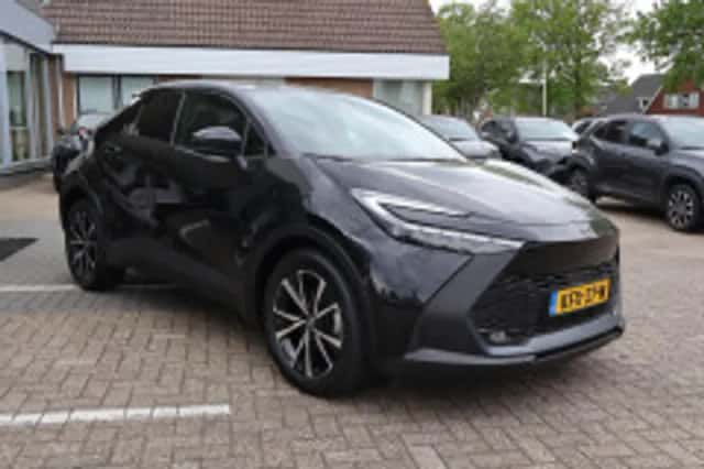 Toyota C hr (2024) thumbnail 4