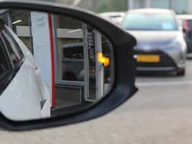 Toyota C hr (2024) thumbnail 33