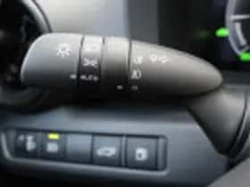 Toyota C hr (2024) thumbnail 56