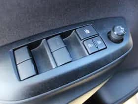 Toyota Yaris Cross (2023) thumbnail 17